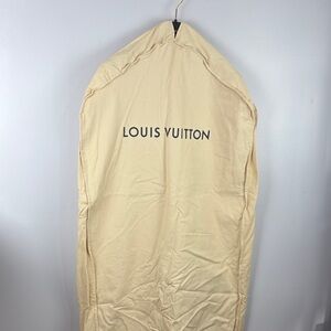 Long Louis Vuitton Beige Garment Cover